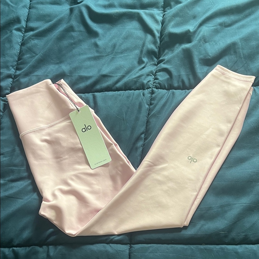 ALO Yoga Light Pink Leggings